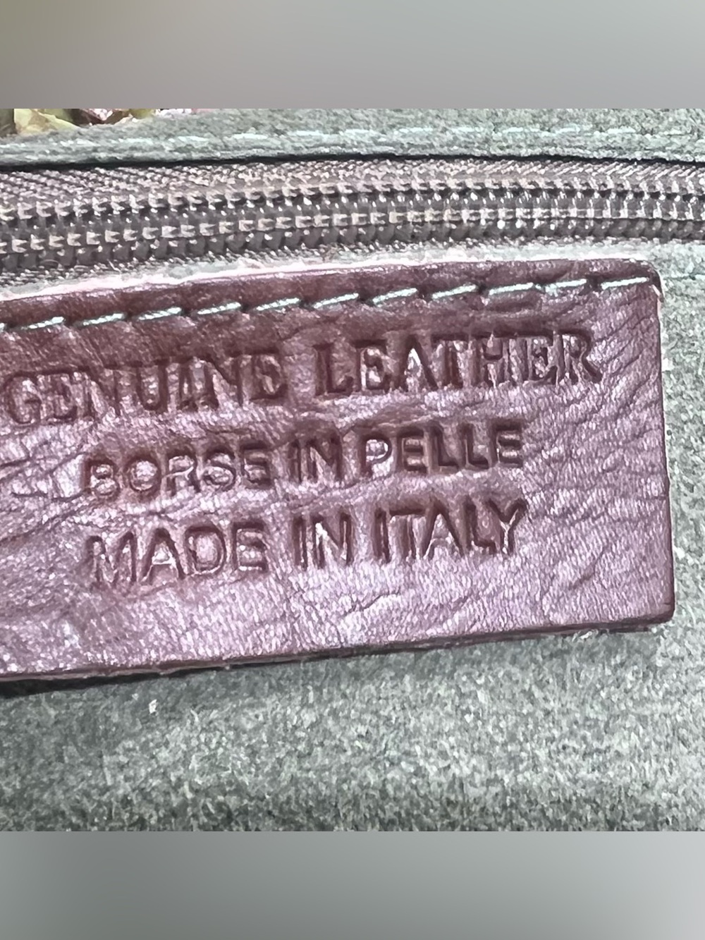 Made in Italy suede leather zipper tote moss / warm sage green - Picture 3 of 13
